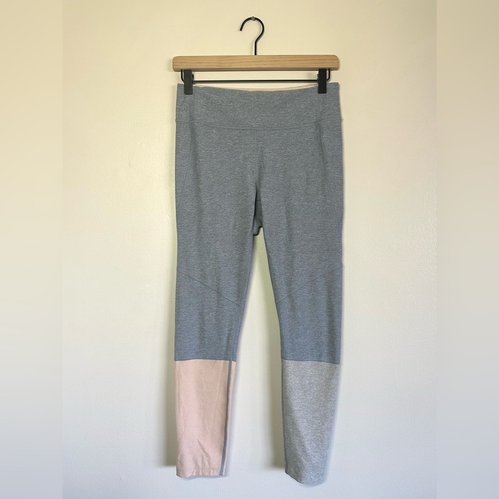 Outdoor Voices 7/8 Dipped Leggings Pink Blue Size Medium